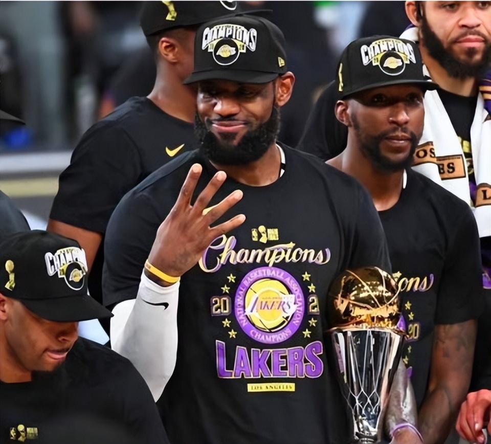 开云体育平台登录-詹姆斯罚球准绝杀事件