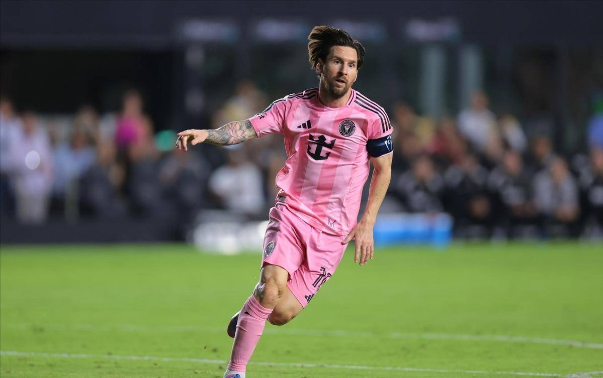 开云体育平台登录-重要助攻引发热议！，梅西在独行侠比赛中败北赢得满堂喝彩的简单介绍