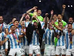 开云体育平台登录-巴特勒56分全场回放