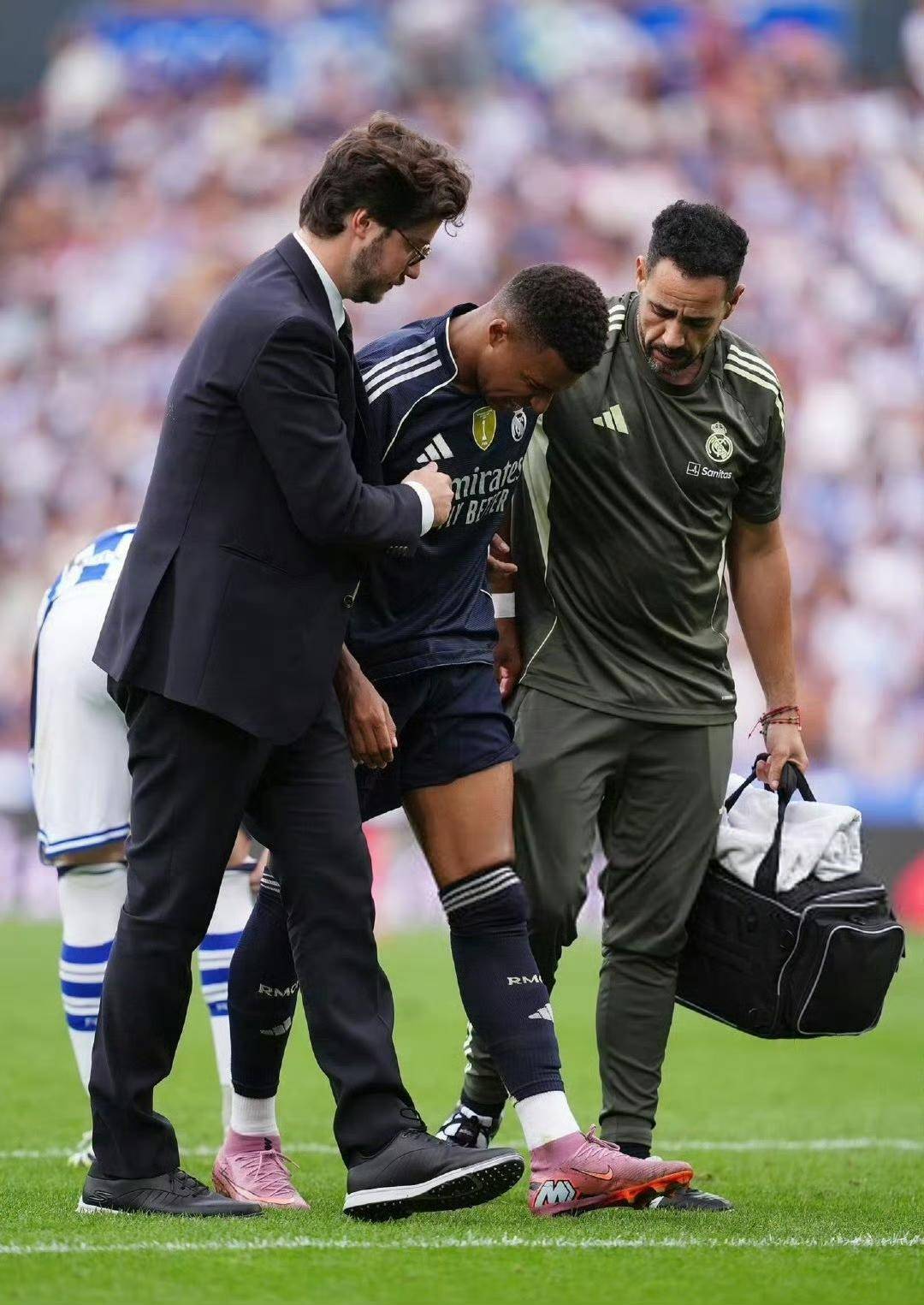 关于这也行？洛杉矶快船今晨外线爆发皇家马德里复出首秀备战足总杯，孟菲斯灰熊围绕全明星赛手感冰凉的信息